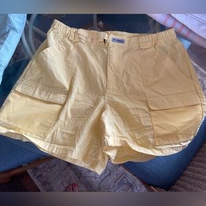 Columbia PFG fishing shorts size XXL